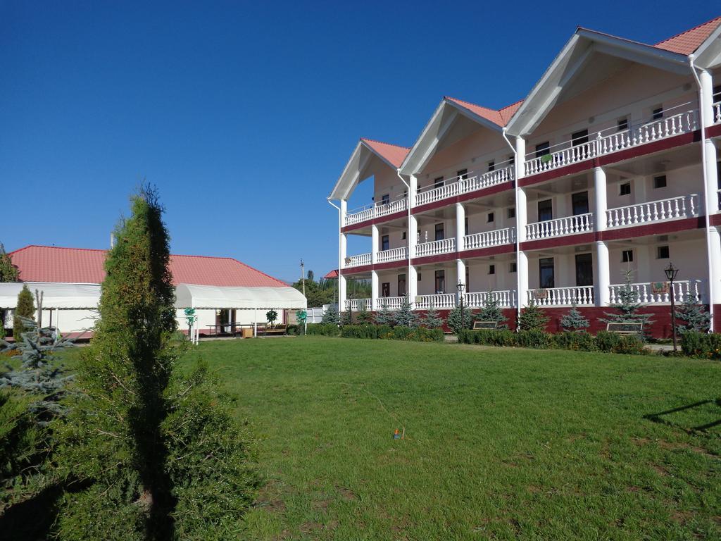 Aquamarine Inn Cholpon-Ata Exterior photo